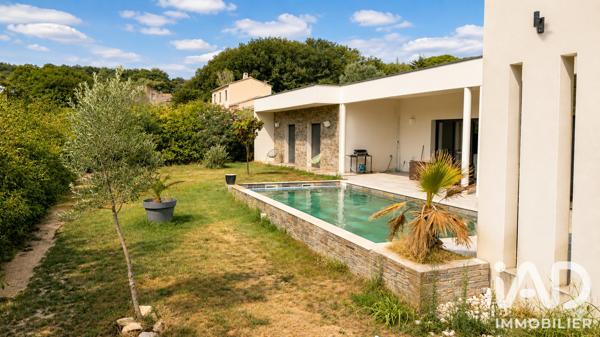 Maison à vendre 6 pièces 142 m² Rochefort-du-Gard