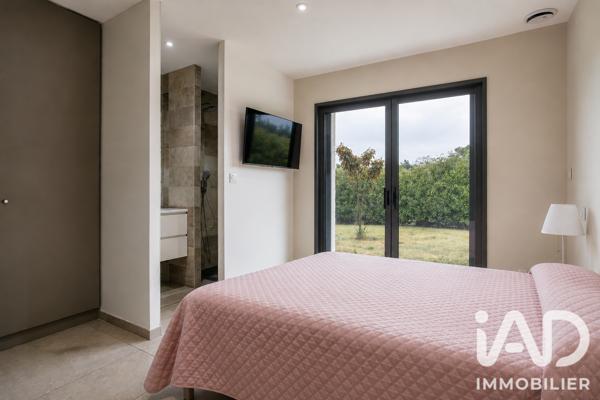 Maison à vendre 6 pièces 142 m² Rochefort-du-Gard