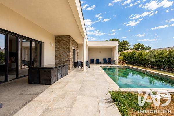 Maison à vendre 6 pièces 142 m² Rochefort-du-Gard