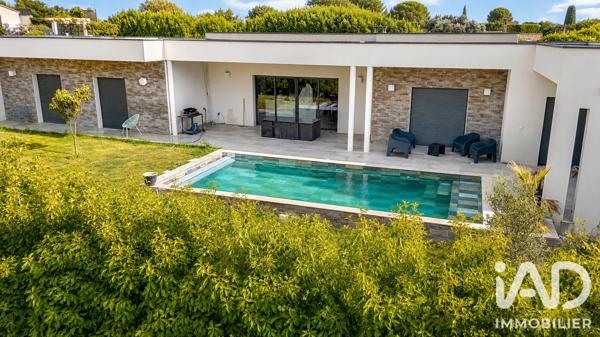 Maison à vendre 6 pièces 142 m² Rochefort-du-Gard