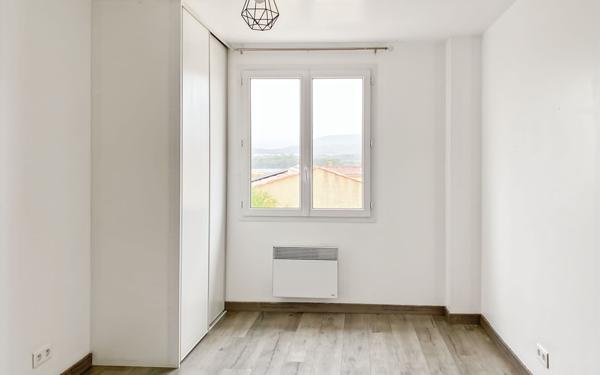 Maison à vendre    8 pièces • 183 m2 Les Mées