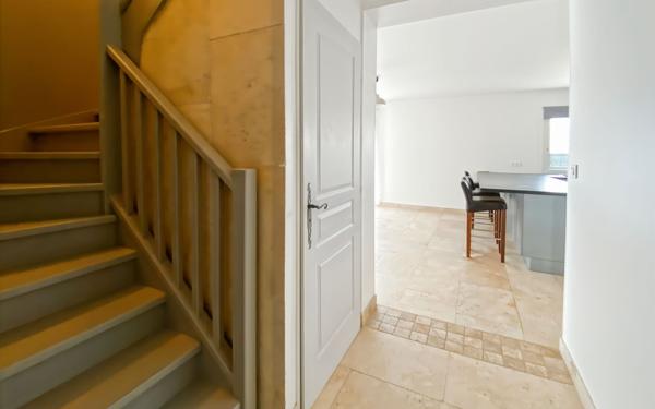 Maison à vendre    8 pièces • 183 m2 Les Mées