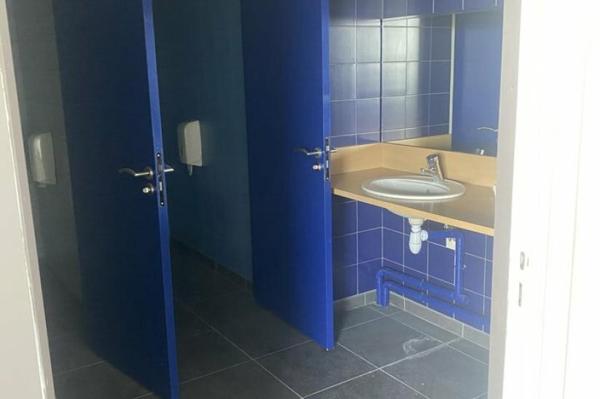 Vente - COMMERCE 890 m 2