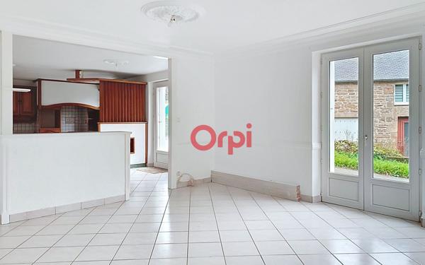 Maison à vendre    5 pièces •  Plumelec