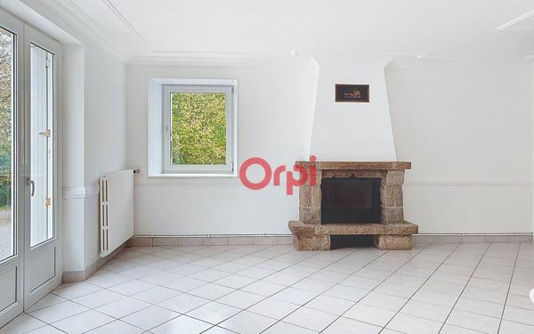 Maison à vendre    5 pièces •  Plumelec