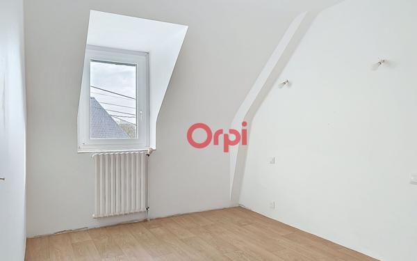 Maison à vendre    5 pièces •  Plumelec