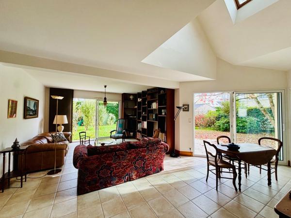 À vendre – Maison d’architecte - 4 chambres – Saint-Lambert-la-Poterie, proche d’Angers