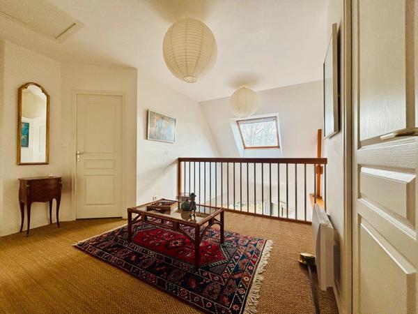 À vendre – Maison d’architecte - 4 chambres – Saint-Lambert-la-Poterie, proche d’Angers