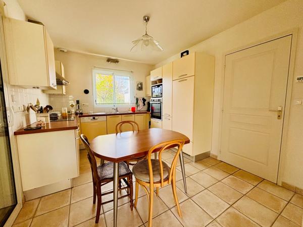 À vendre – Maison d’architecte - 4 chambres – Saint-Lambert-la-Poterie, proche d’Angers