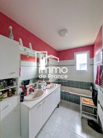 Maison Bonchamp Les Laval 4 pièce(s) 122.23 m2