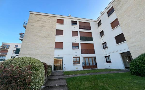 Appartement à louer    4 pièces • 81,56 m2 Fresnes