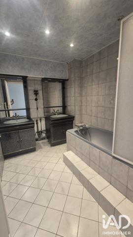 Location appartement 5 pièces 90 m² Metz