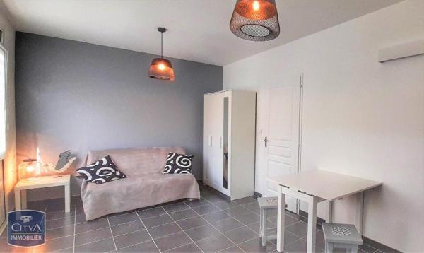 Appartement à louer 1 pièce 27m²