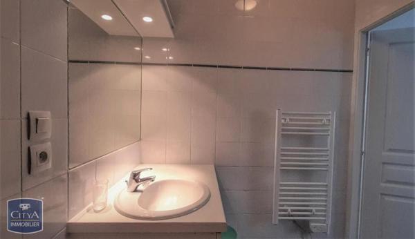 Appartement à louer 1 pièce 27m²