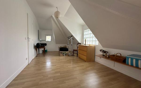 Maison à vendre    7 pièces • 129 m2 Chennevières-sur-Marne