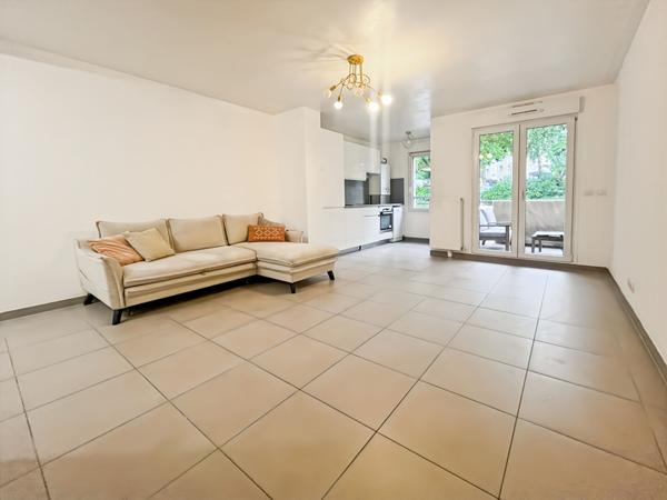 Appartement 3 pièces 63m² à Longjumeau - Balcon sud-ouest et double parking