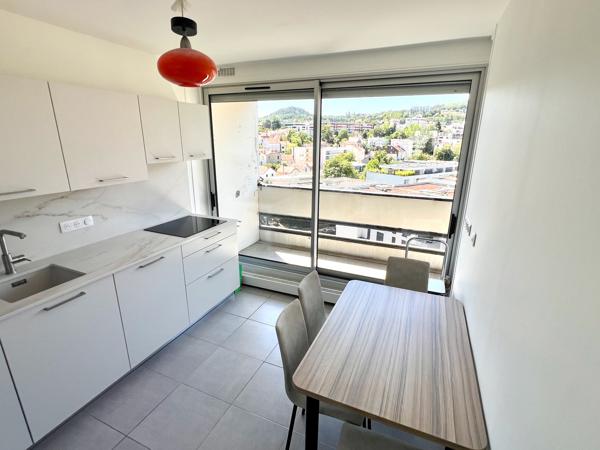 Appartement 5 pièce(s) 3 chambre(s) 98.57 m²