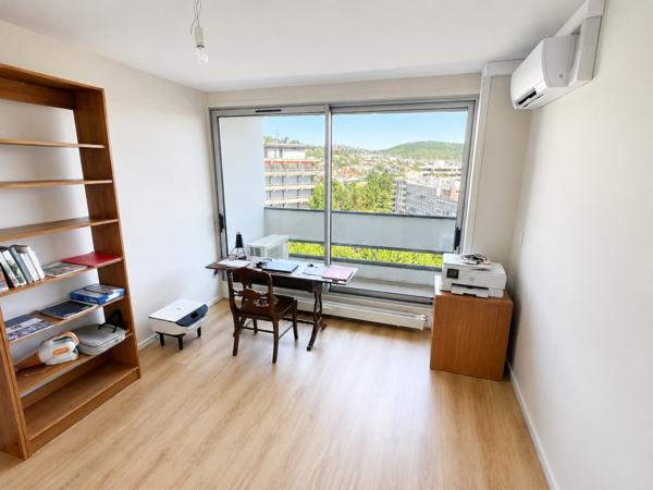 Appartement 5 pièce(s) 3 chambre(s) 98.57 m²