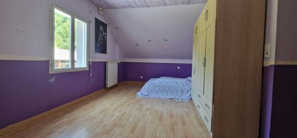 Maison
         5 pièces
        - 162 m²