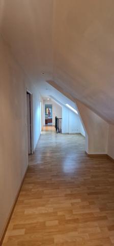Maison
         5 pièces
        - 162 m²