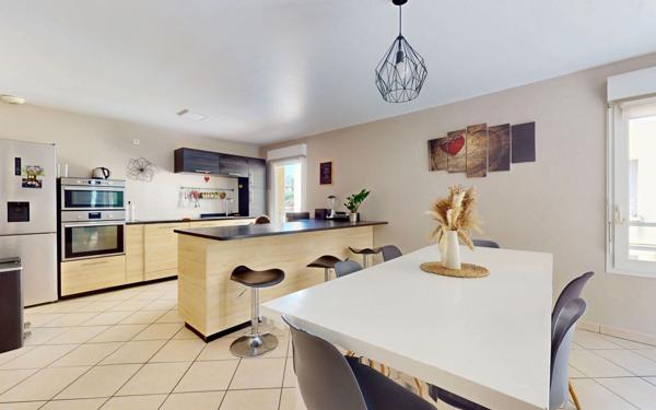 Appartement à vendre    4 pièces • 92 m2 Genay