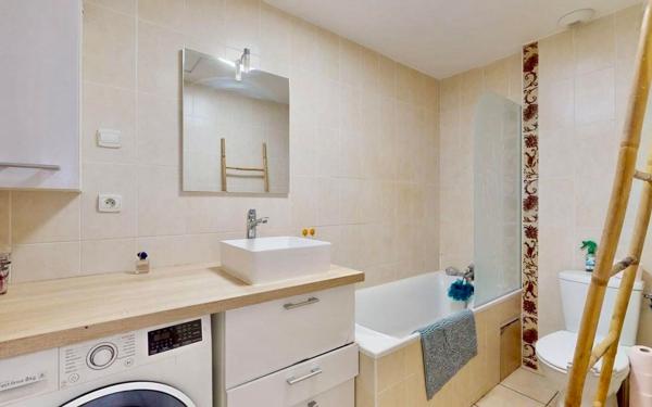 Appartement à vendre    4 pièces • 92 m2 Genay