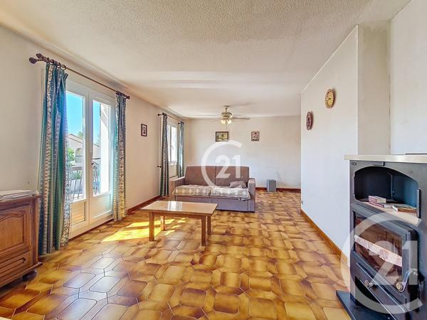 Maison à vendre  5 pièces - 181,02 m2 ST MARTIN DE CRAU - 13