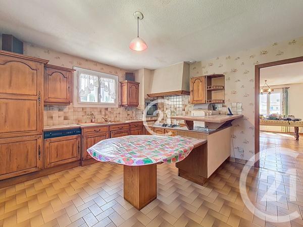 Maison à vendre  5 pièces - 181,02 m2 ST MARTIN DE CRAU - 13