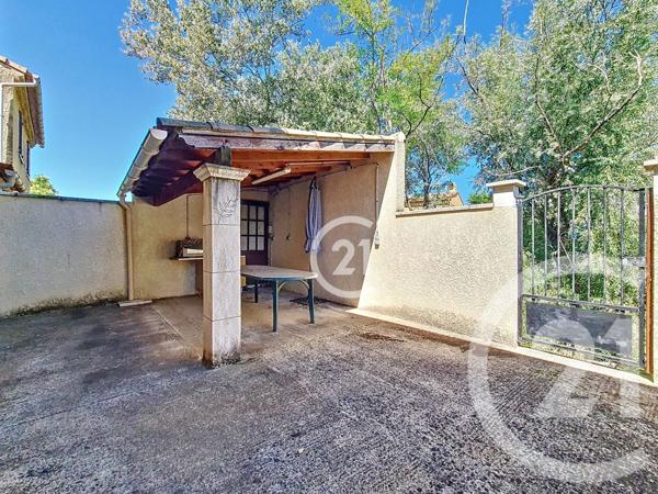 Maison à vendre  5 pièces - 181,02 m2 ST MARTIN DE CRAU - 13