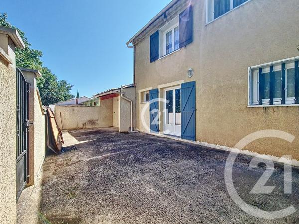 Maison à vendre  5 pièces - 181,02 m2 ST MARTIN DE CRAU - 13