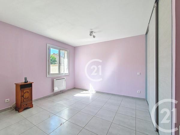 Maison à vendre  5 pièces - 181,02 m2 ST MARTIN DE CRAU - 13