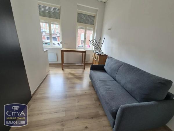 Appartement à louer 1 pièce 17.4m² Saint-Amand-les-Eaux (59230)
