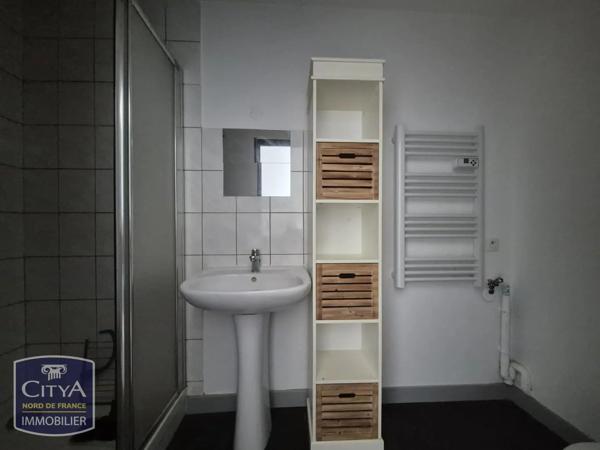 Appartement à louer 1 pièce 17.4m² Saint-Amand-les-Eaux (59230)