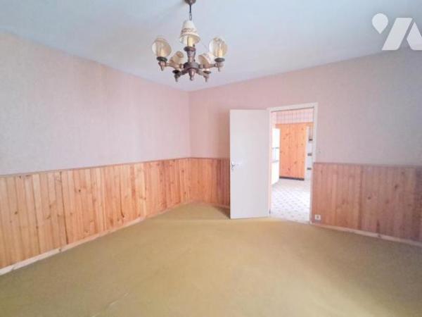 Maison 97 m² à rénover – Fort potentiel au cœur de La Châtaigneraie