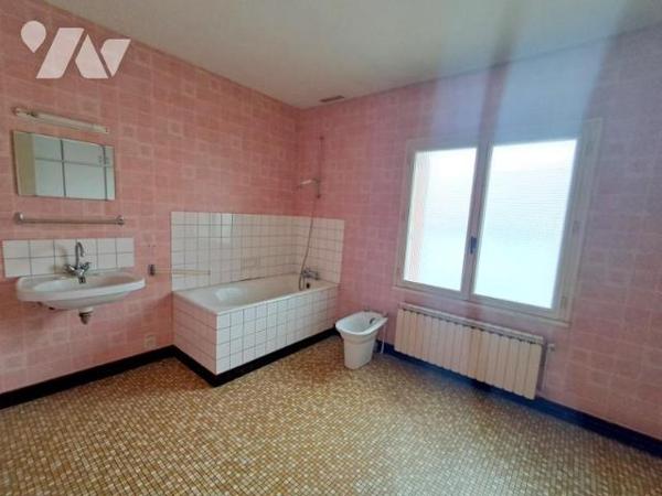 Maison 97 m² à rénover – Fort potentiel au cœur de La Châtaigneraie