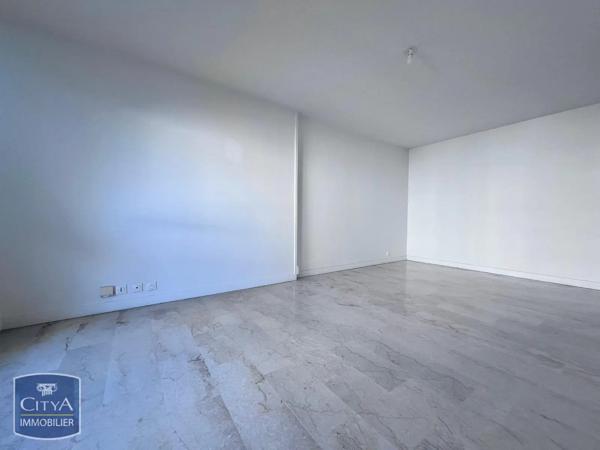 Appartement à louer 3 pièces 67.13m² Villeurbanne (69100)