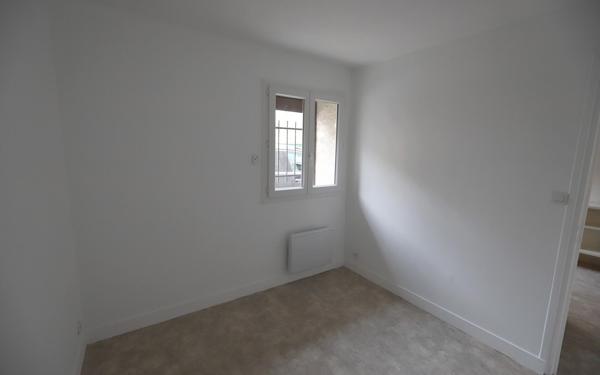 Appartement à vendre    2 pièces • 26,41 m2 Les Mureaux