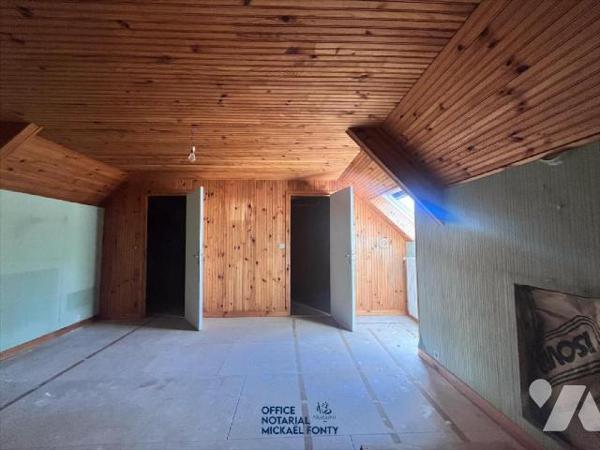 Située dans les Hauteurs d'Agon-Coutainville, à quelques pas du bourg et des commerces, cette m...