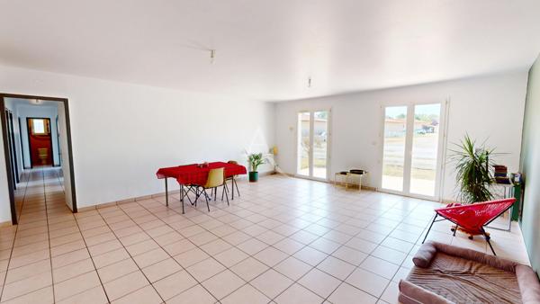 Maison Familiale . Cazeres sur l' Adour