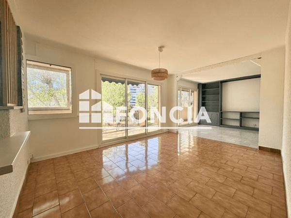 Location Appartement 6 pièces 99.52 m² - La Garde 83130