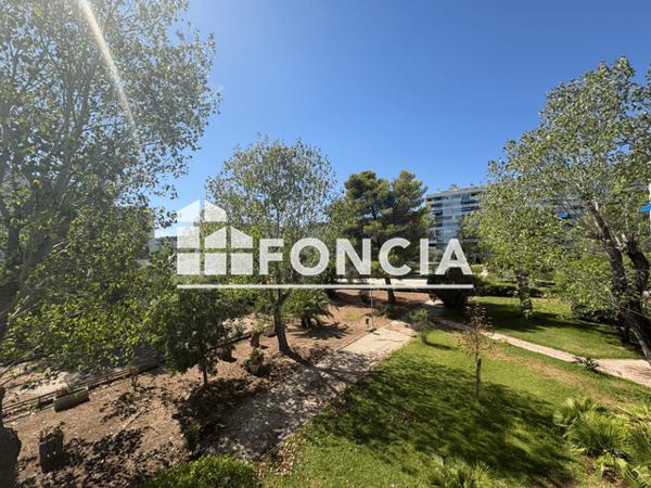 Location Appartement 6 pièces 99.52 m² - La Garde 83130