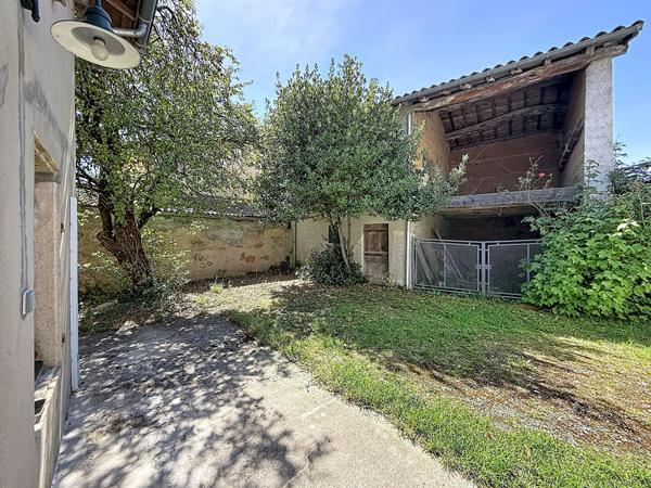Maison 110m2, 2 chambres, combles aménageables, dépendance, terrain 540m2