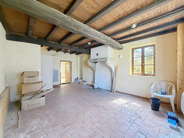 Maison 110m2, 2 chambres, combles aménageables, dépendance, terrain 540m2