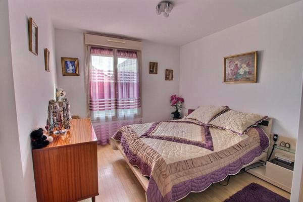 Appartement Le Mesnil Saint Denis 4 pièces dans une résidence récente