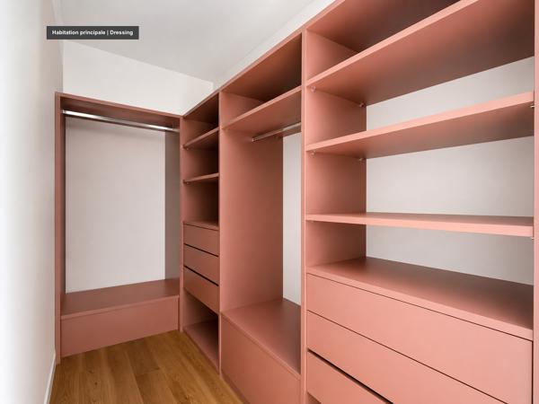ENSEMBLE IMMOBILIER RÉNOVÉ AVEC 3 LOGEMENTS - Centre ville