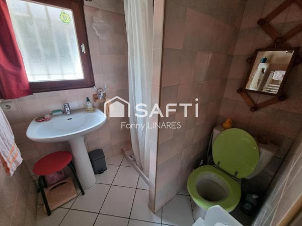 Petite maison 4 faces avec jardin, vue sur les montagnes