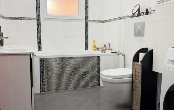 Vente Villa plain pied 125m² parfait état neuf Pont-de-beauvoisin   