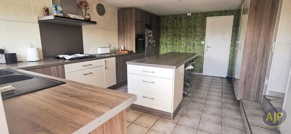 Vente maison Lanton : 545 000 € - AJP Immobilier Andernos les Bains