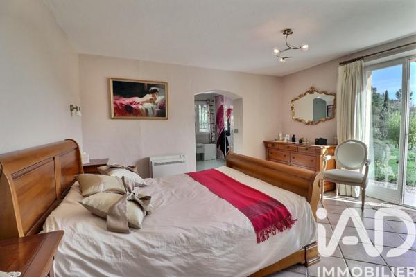 Maison à vendre 5 pièces 187 m² Cotignac