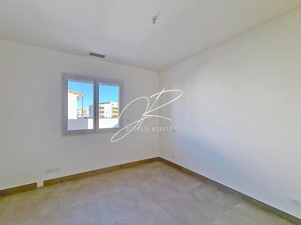 Maison plain pied neuve 88 m² garage FRAIS REDUITS